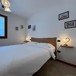 Casa Eva Pianello - Larihome A64 *