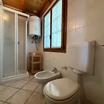 Casa Eva Pianello - Larihome A64 Daire