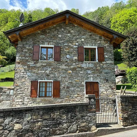 Casa Eva Pianello - Larihome A64 * Pianello Del Lario