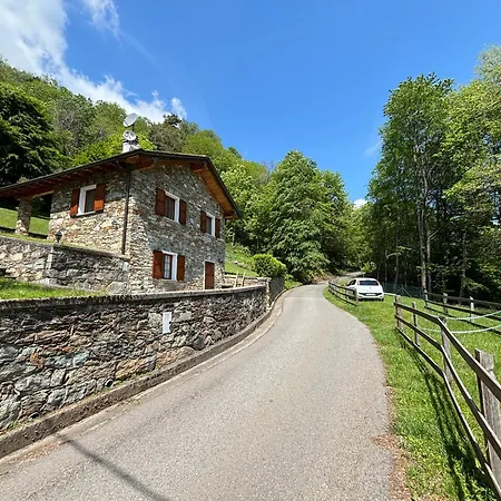 Casa Eva Pianello - Larihome A64