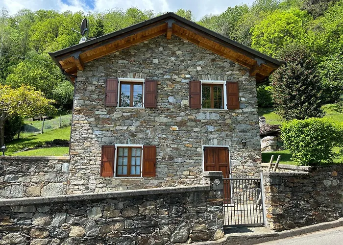Casa Eva Pianello - Larihome A64 * Pianello Del Lario